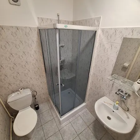 Rekreacko Hruba Strana *