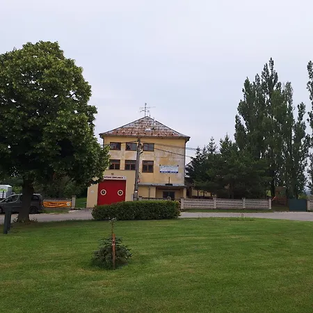 Rekreacko Hruba Strana * Alsóbotfalu