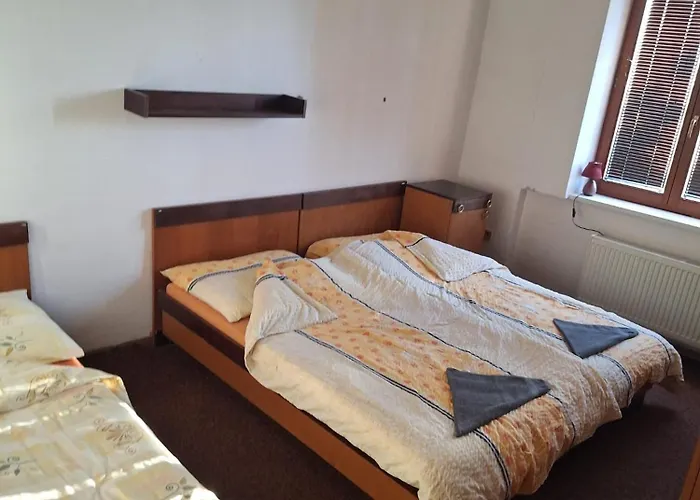 Rekreacko Hruba Strana *